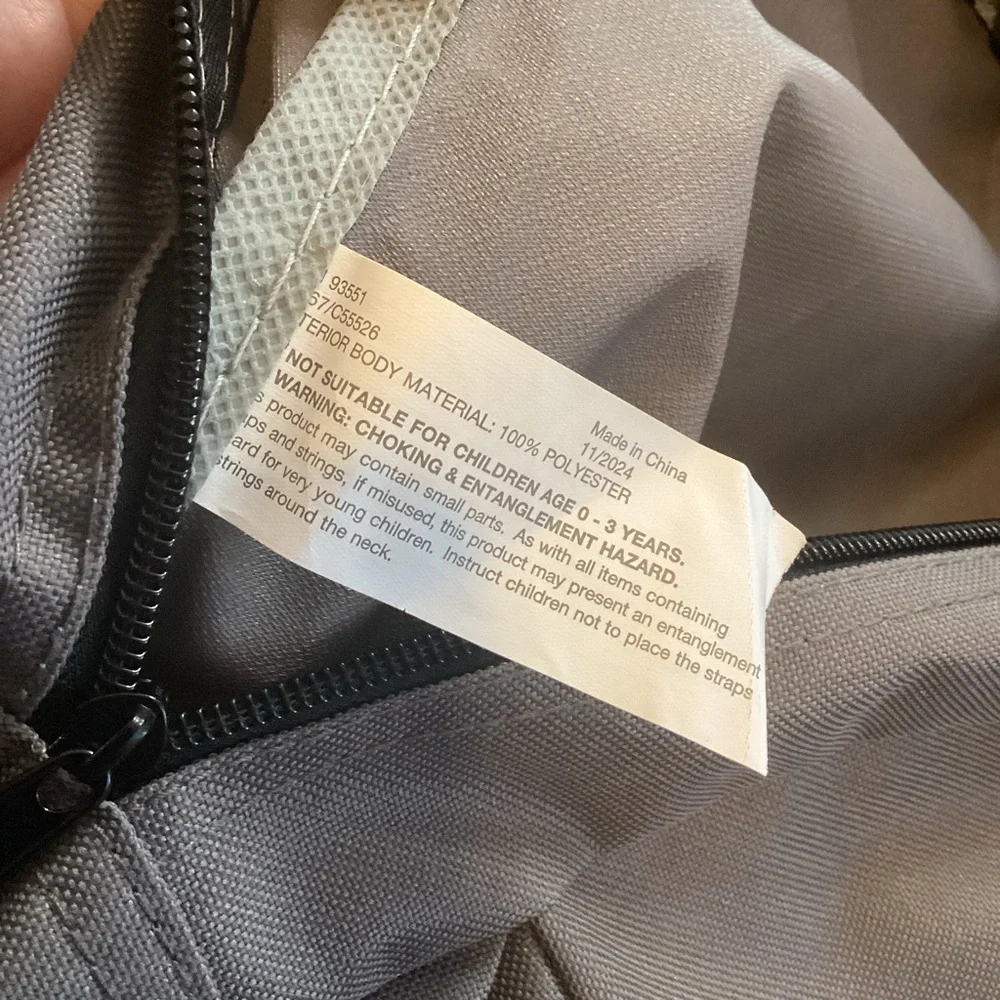 NEW Trailmaker Classic‎ 17” Grey Backpack
